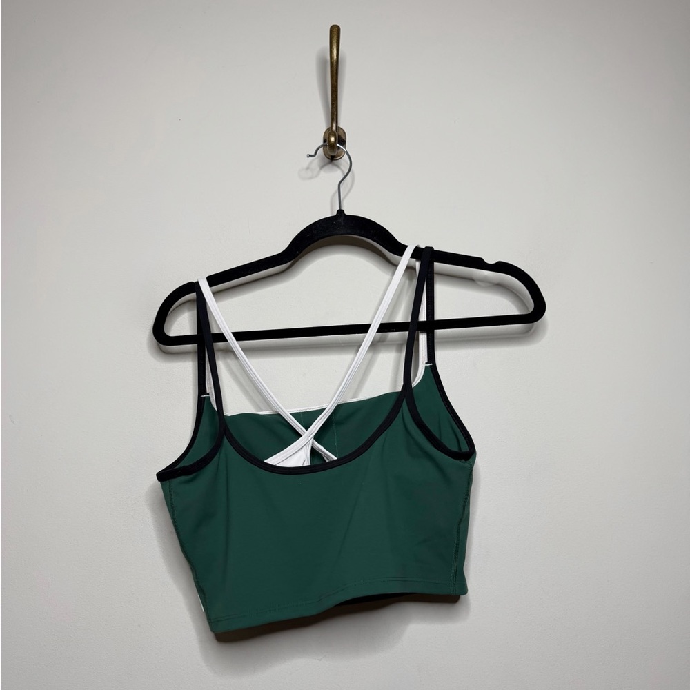 Vuori Daily Layered Tank in Viridian - Picture 7 of 7